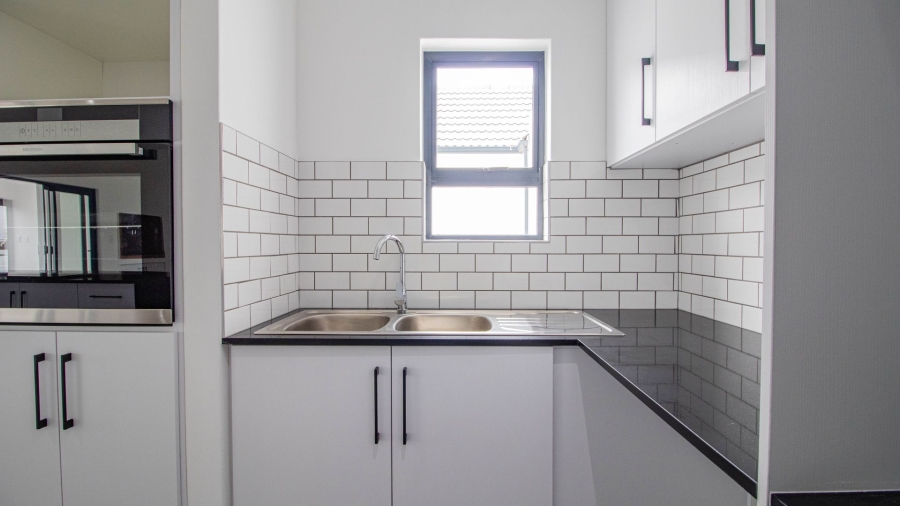 2 Bedroom Property for Sale in Britannia Beach Estate Western Cape